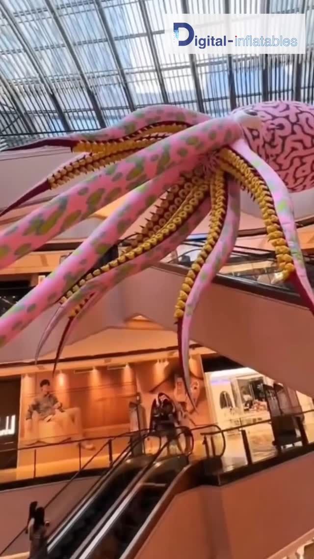 🦑 Un calamar géant de 30 mètres débarque au centre commercial !
Une structure gonflable sur mesure qui attire tous les regards 👀
Parfait pour créer du buzz, booster la fréquentation et marquer les esprits.

Tu veux le tien ? On le crée pour toi. Sur-mesure. Énorme. Inoubliable.

#CalamarGéant #GonflableSurMesure #InstallationÉvénementielle #MarketingVisuel #CentreCommercial
