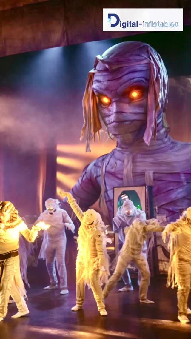 Il y a des directeurs de théâtre passionnés!

Au théâtre Barnabé de Servion, on a la version locale de Mr Moon (le koala de Tous en scène) : beaucoup d’idées, peu de moyens, et un talent hors pair pour négocier chaque centime comme si sa vie en dépendait. Toujours plus bas, toujours plus serré… le tout au nom de la passion, évidemment. La reconnaissance ? Optionnelle.

Alors quand on me demande de fabriquer une momie gonflable géante de 7 mètres, à prix coûtant, pour donner un coup de pouce à ce merveilleux théâtre campagnard, que faire ?
Eh bien on le fait. Parce que l’art, la scène, et les lieux qui ont une âme, ça se soutient. Même quand on a l’impression de travailler pour un marsupial en burn-out financier.

Résultat : une momie monumentale, du cœur à l’ouvrage, et un théâtre qui continue de faire vivre la culture là où elle est la plus précieuse.

Vous ne savez pas quoi faire durant vos vacances? 
Vous aimez les comédie musicales déjantées Allez voir la comédie musicale « Jules César »
Soutenez les artistes locaux, et laissez-vous porter par un lieu tout simplement magique 
Pour réserver c'est ici (hé non je ne touche pas de commission 😂)

https://www.barnabe.ch
@theatre_barnabe