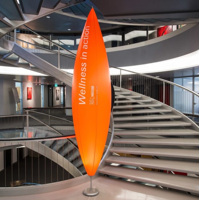 10 structures gonflables pour @nestle 
Installation spectaculaire de signalétiques gonflables de 3m de haut pour l'événement "Wellness in Action". Air fermé, éclairage LED intégré, impact maximal !
Une collaboration fructueuse qui transforme les espaces avec un budget contenu.
Structures gonflables sur mesure:  www.digital-inflatables.com 

#EventDesign #SignalétieGonflable #Nestlé #digitalinflatables